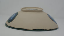 Load image into Gallery viewer, Medium-large colorful bowl