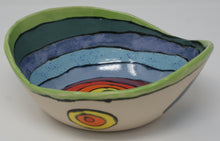 Załaduj obraz do przeglądarki galerii, Colourful medium bowl