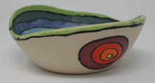 Załaduj obraz do przeglądarki galerii, Colourful medium bowl