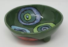 Load image into Gallery viewer, Amazing Green Tripod Bowl
