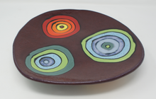 Załaduj obraz do przeglądarki galerii, The Amazing Purple Platter
