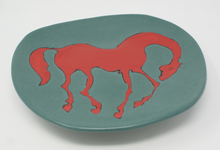 Załaduj obraz do przeglądarki galerii, Lovely Red Horse Platter
