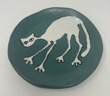 Load image into Gallery viewer, The White Cat Plate
