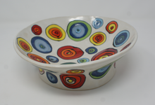 Załaduj obraz do przeglądarki galerii, Amazing Bowl with high foot
