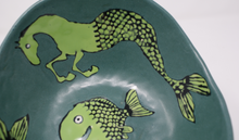 Załaduj obraz do przeglądarki galerii, Amazing seahorse and horsefish bowl
