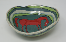 Załaduj obraz do przeglądarki galerii, Sweet red horse bowl
