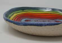 Załaduj obraz do przeglądarki galerii, Amazing rainbow plate
