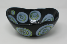 Załaduj obraz do przeglądarki galerii, Blue-green and black chunky bowl
