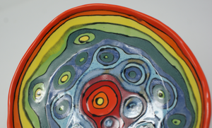 Mad rainbow plate