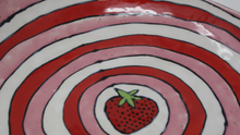 Załaduj obraz do przeglądarki galerii, Large organic strawberry serving dish
