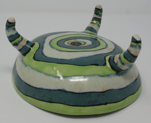 Spring green tripod bowl