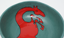 Załaduj obraz do przeglądarki galerii, The Amazing Red Horse Bowl
