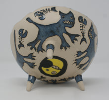 Załaduj obraz do przeglądarki galerii, Ugly Katzen Bowl - medium-small
