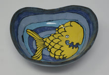 Load image into Gallery viewer, Awesome blue bowl with yellow fish
