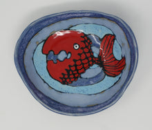 Załaduj obraz do przeglądarki galerii, Small cute bowl with red fish
