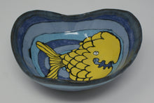 Load image into Gallery viewer, Awesome blue bowl with yellow fish

