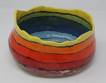 Load image into Gallery viewer, Pinched colourful bowl
