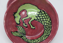 Load image into Gallery viewer, Reversed Seahorse and Seahorse set of two bowls
