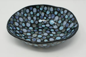 Amazingly dotted bowl