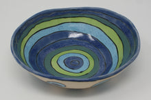 Załaduj obraz do przeglądarki galerii, Stunning Blue Green bowl
