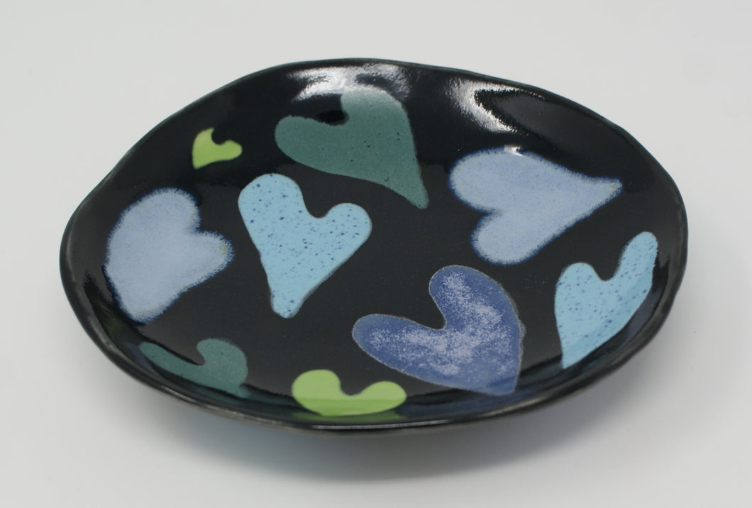 Blue -green hearts round plate