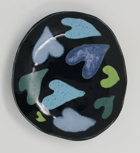 Blue -green hearts round plate