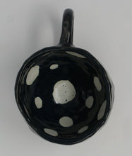 Załaduj obraz do przeglądarki galerii, Polka dot cute bowl with handle
